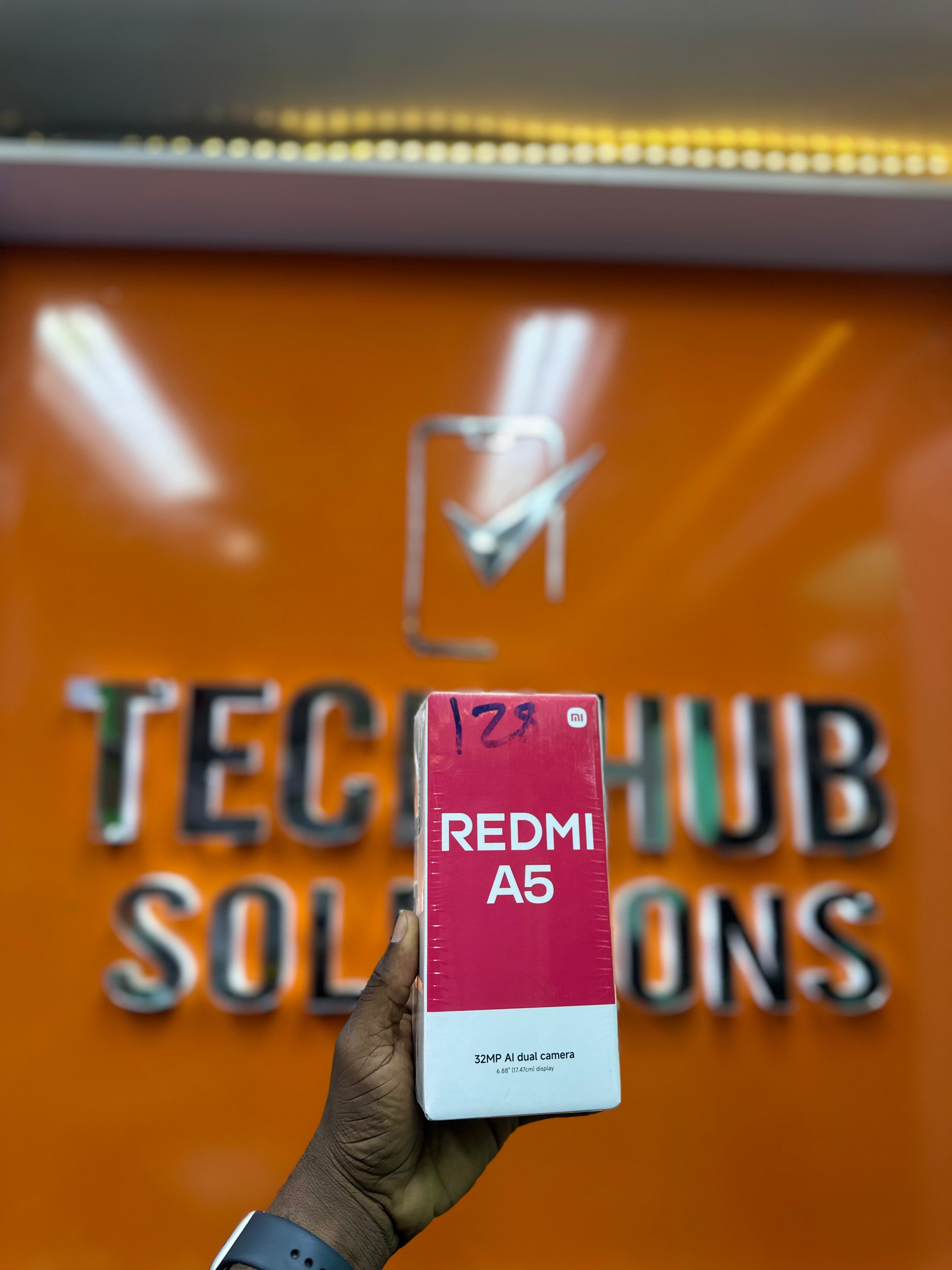 Xiaomi Redmi A5 128GB  4GB RAM(Expandable)