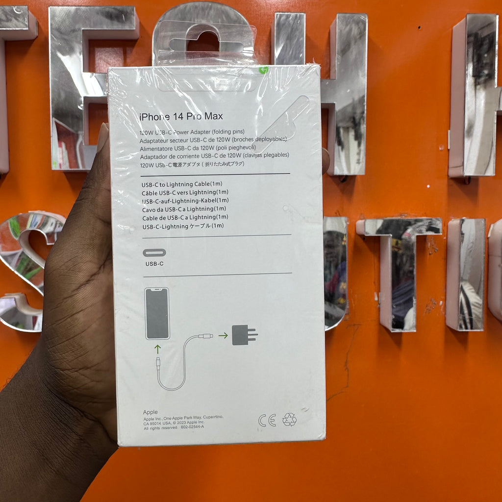 iPhone 14 Pro Max
120W Charger